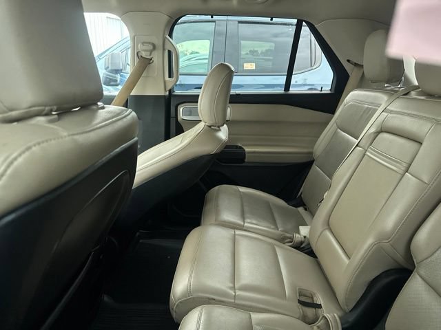 Used 2020 Ford Explorer Limited AWD/4WD image 12