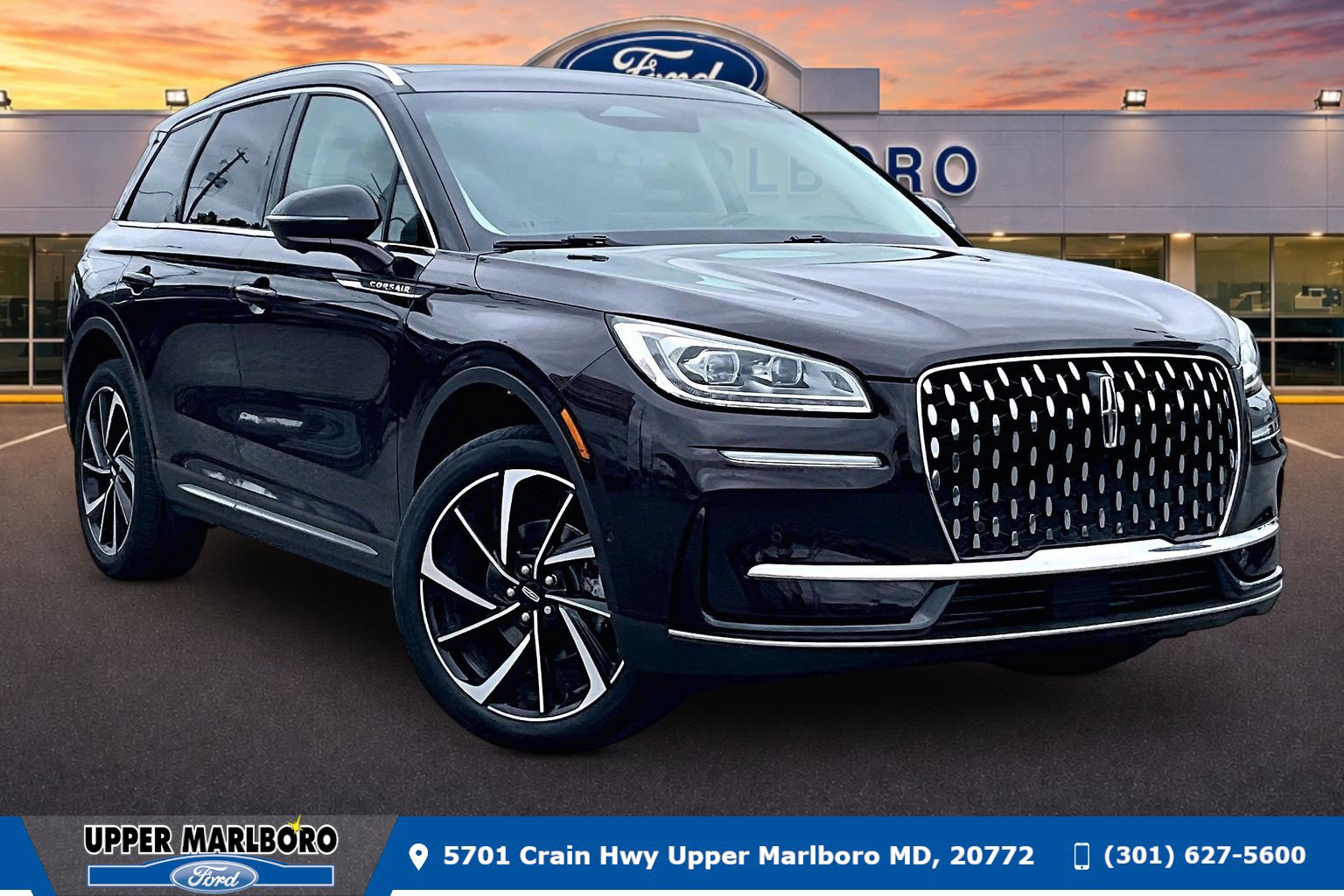 Used 2023 Lincoln Corsair Reserve w/ Equipment Group 202A AWD/4WD image 1