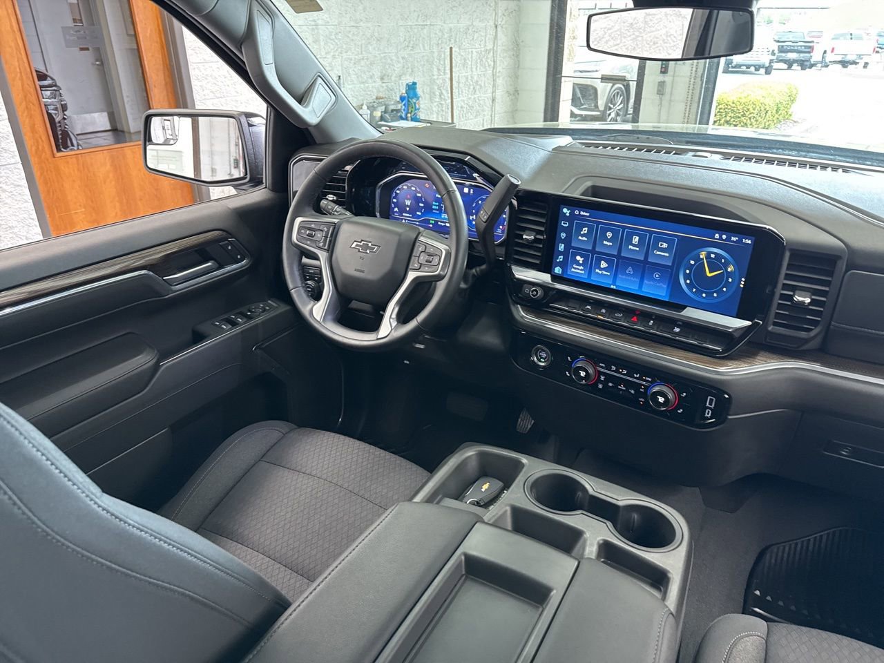 Used 2023 Chevrolet Silverado 1500 RST image 39