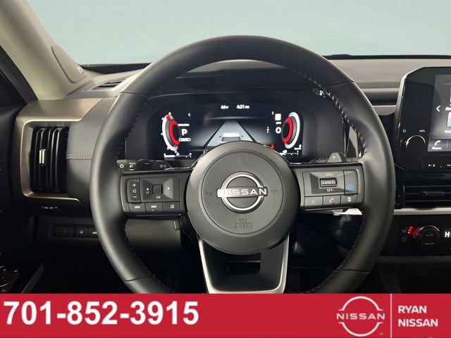 New 2025 Nissan Pathfinder Platinum image 17