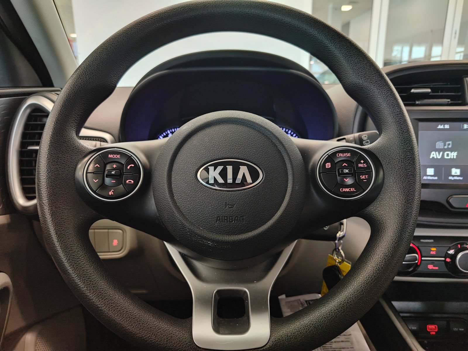 Used 2020 Kia Soul LX FWD image 11