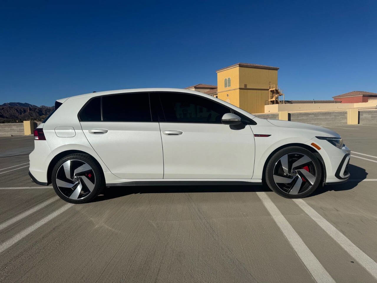 Used 2022 Volkswagen GTI S FWD image 4
