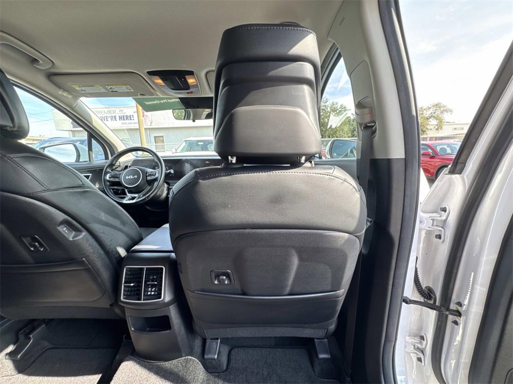 Certified 2023 Kia Sportage EX image 22