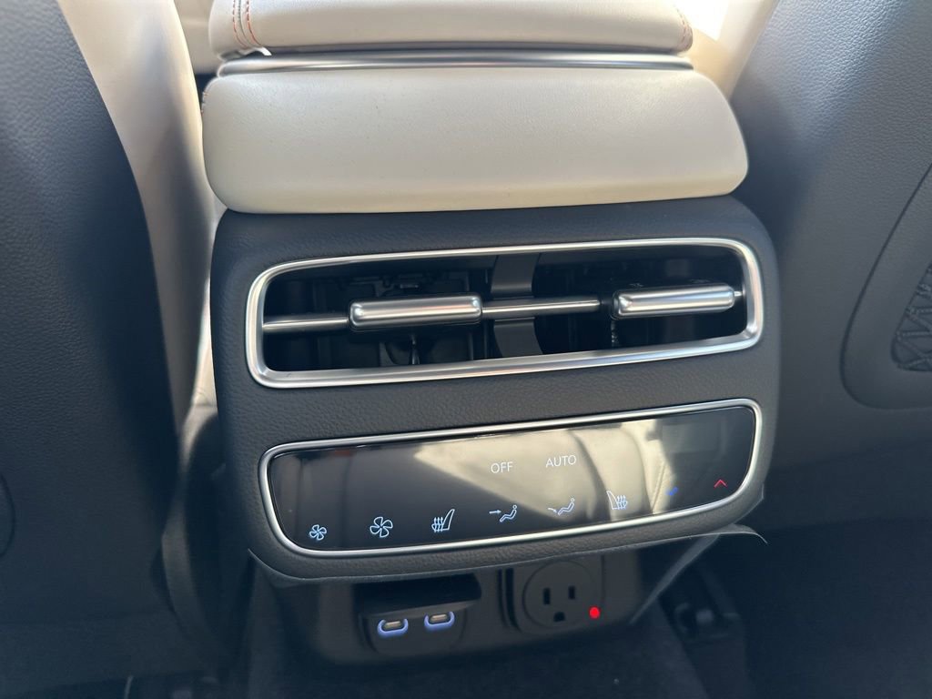 New 2026 Genesis GV70 3.5T Sport Prestige AWD/4WD image 19