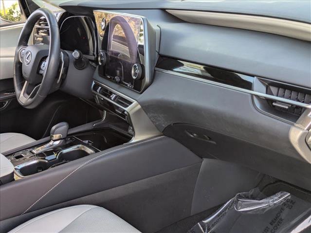 Used 2024 Lexus RX 350 FWD w/ Technology Package image 22