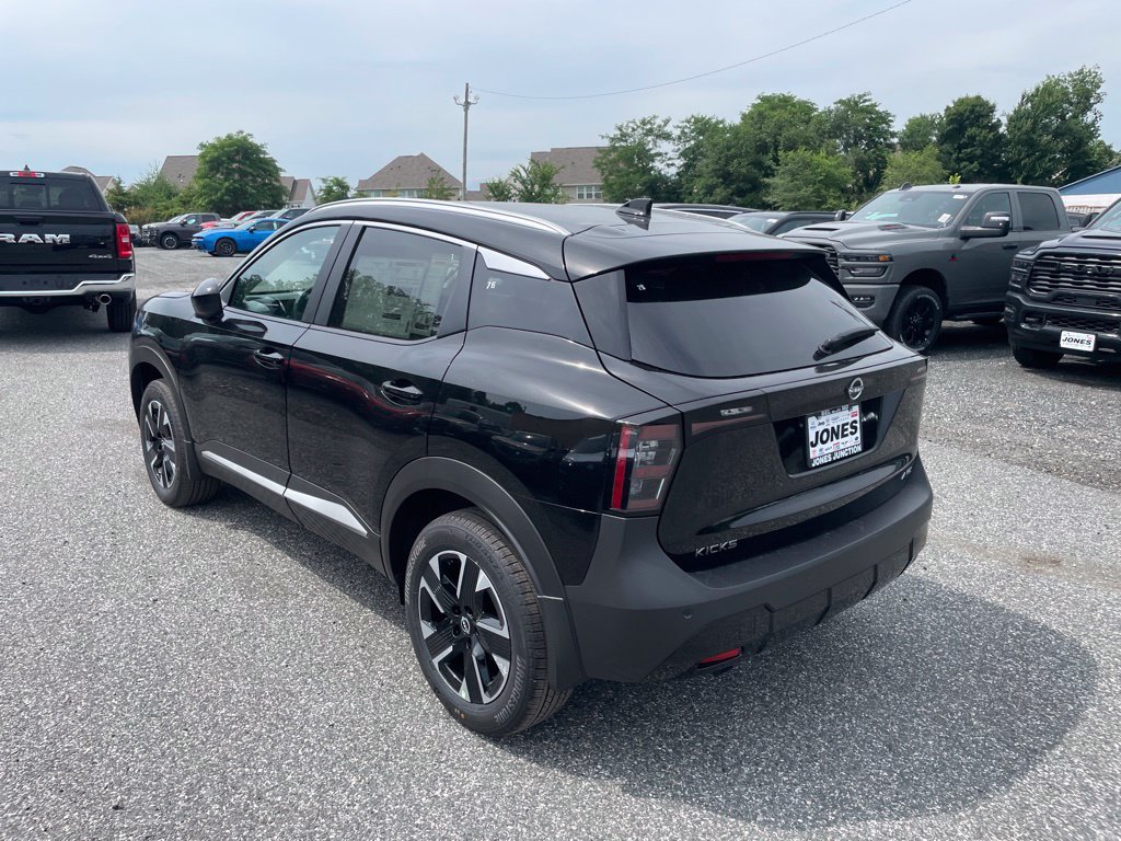 New 2026 Nissan Kicks SV w/ SV Premium Package AWD/4WD image 5
