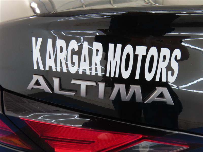 Used 2025 Nissan Altima 2.5 SV FWD image 13