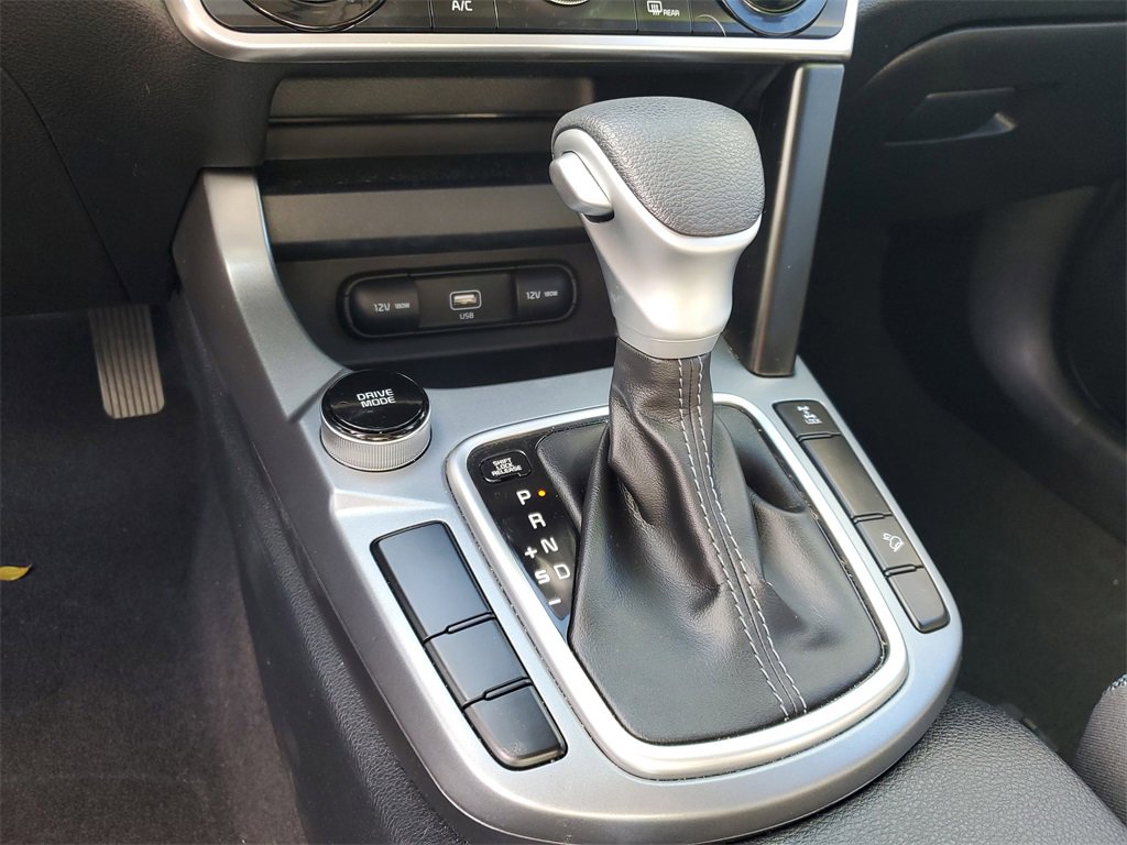 Certified 2022 Kia Seltos LX image 23