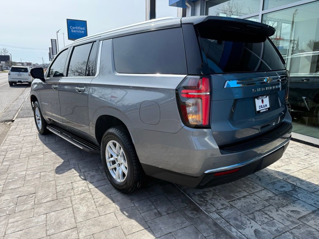 Certified 2022 Chevrolet Suburban LT image 2