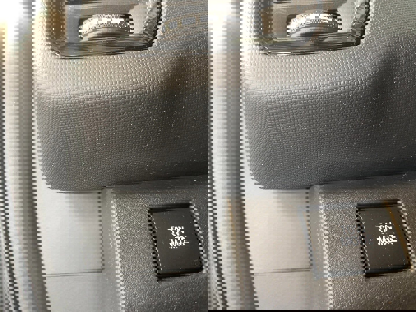 Used 2023 Nissan Frontier PRO-4X w/ Technology Package image 19