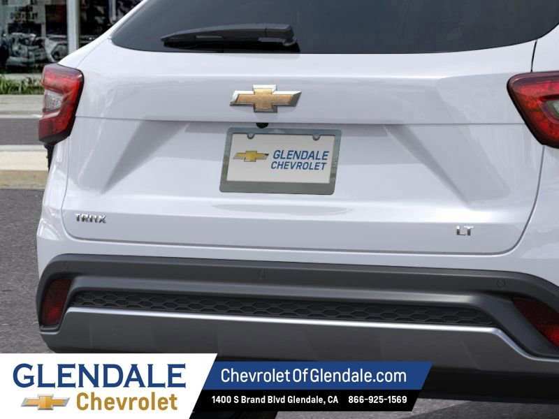 New 2026 Chevrolet Trax LT w/ Driver Confidence Package image 14