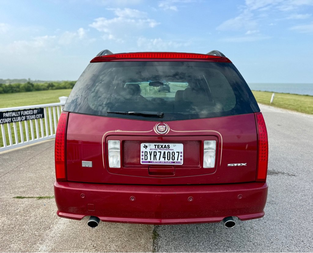 Used 2004 Cadillac SRX w/ Preferred Equipment Group RWD image 6