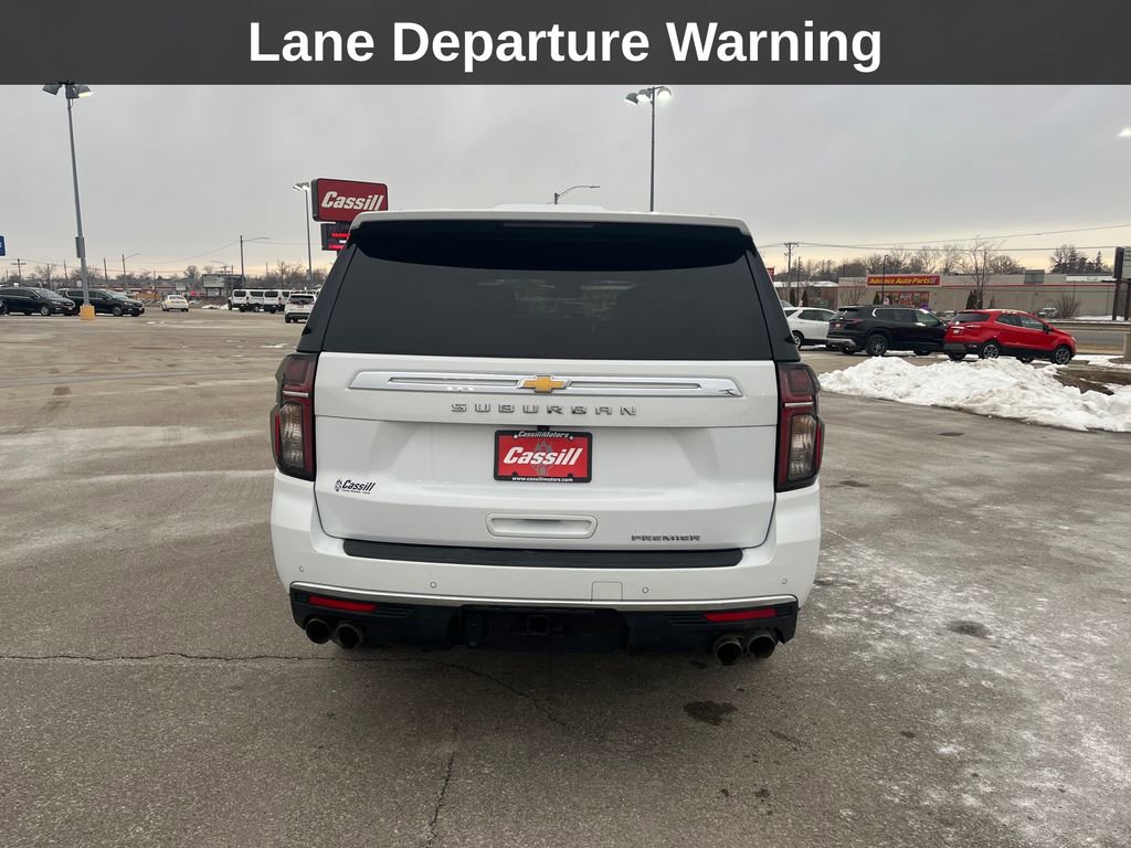 Used 2023 Chevrolet Suburban Premier image 5