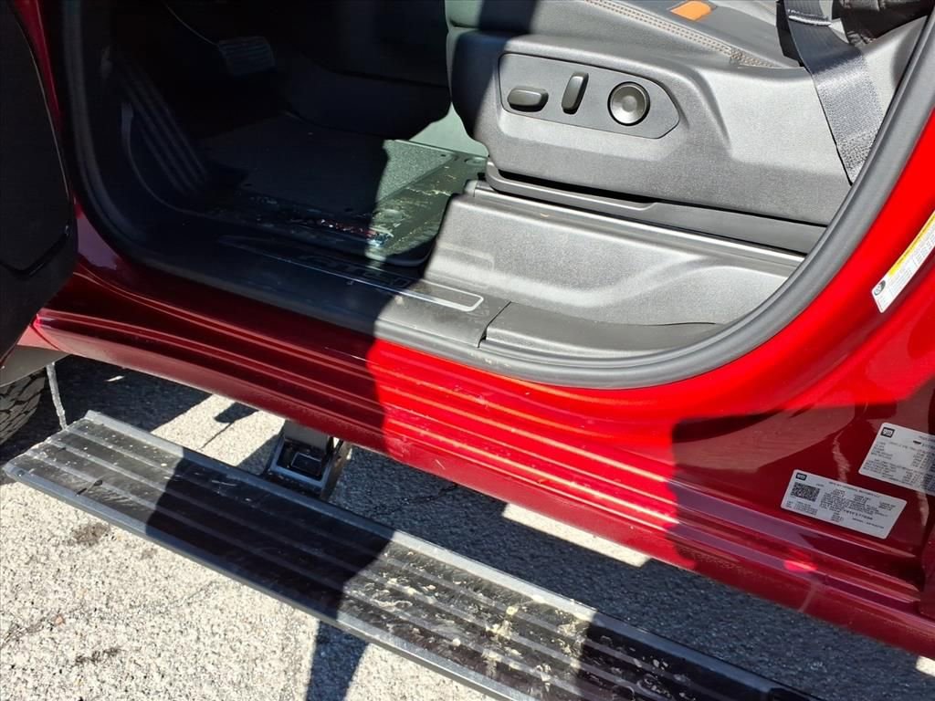 New 2026 GMC Sierra 2500 AT4 w/ AT4 Premium Plus Package image 13