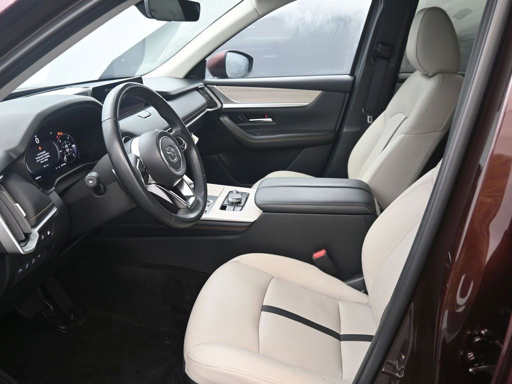 Used 2024 MAZDA CX-90 Plug-In Hybrid w/ Premium Pkg image 16