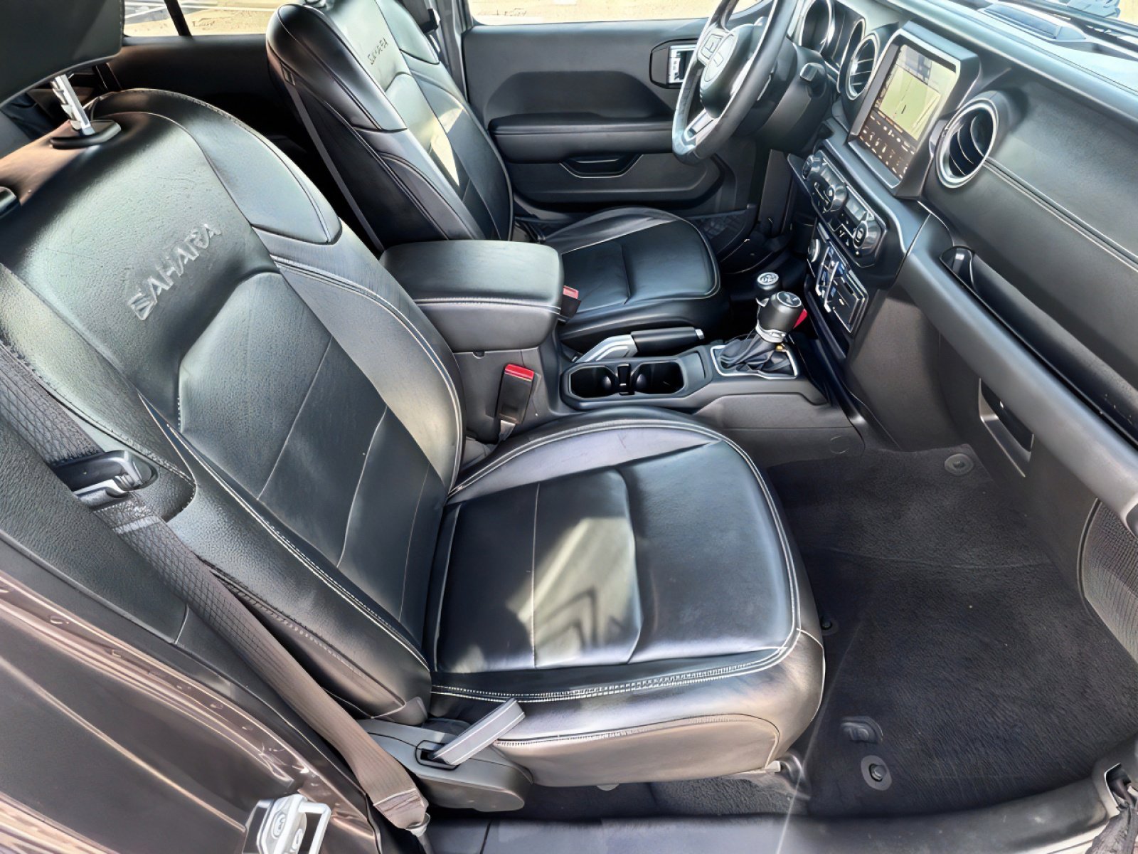 Used 2021 Jeep Wrangler Unlimited Sahara w/ Cold Weather Group image 11