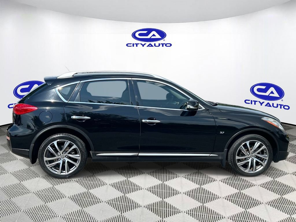 Used 2016 INFINITI QX50 2WD w/ Deluxe Touring Package image 2