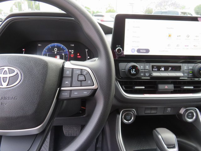 New 2026 Toyota Grand Highlander LE image 38