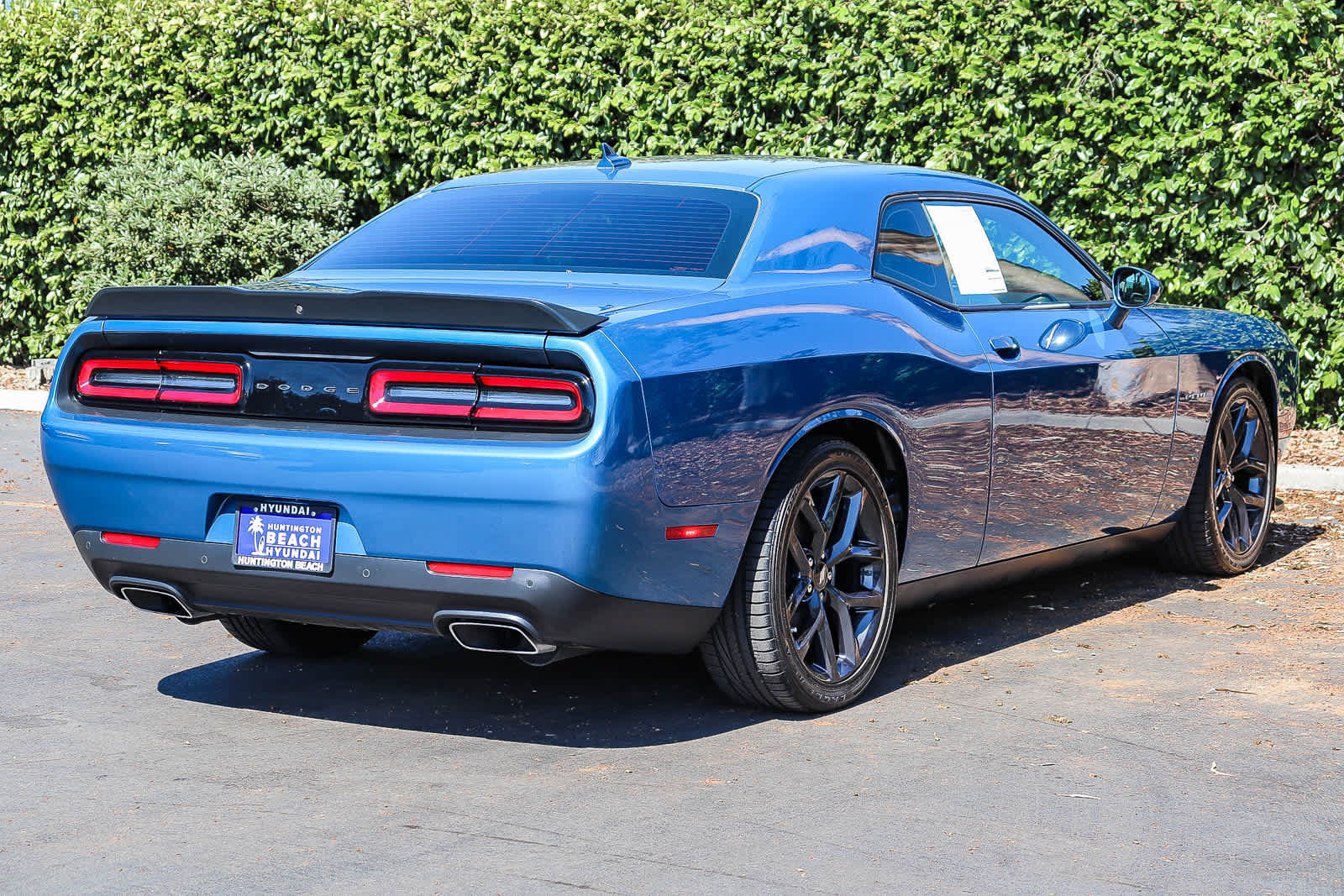 Used 2022 Dodge Challenger R/T w/ Blacktop Package RWD image 7