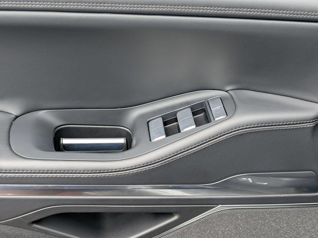 Used 2025 Lincoln Navigator Reserve AWD/4WD image 11