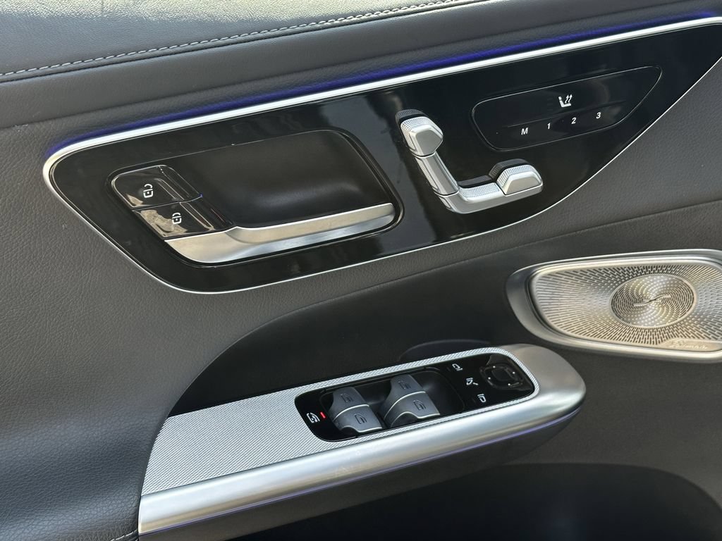 Certified 2025 Mercedes-Benz GLC 300 w/ AMG Line image 12