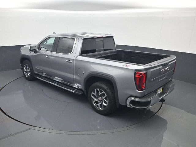 Used 2023 GMC Sierra 1500 SLT w/ SLT Premium Package AWD/4WD image 19