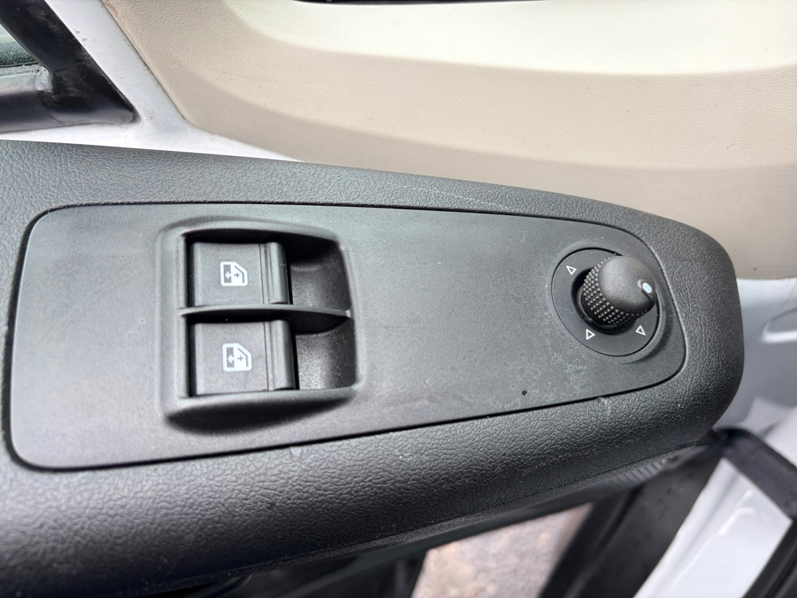 Used 2022 RAM ProMaster 3500 w/ Fleet Safety Group (AWQ) FWD image 14