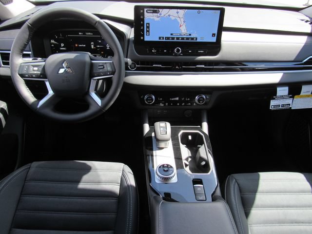 New 2026 Mitsubishi Outlander SE FWD image 17