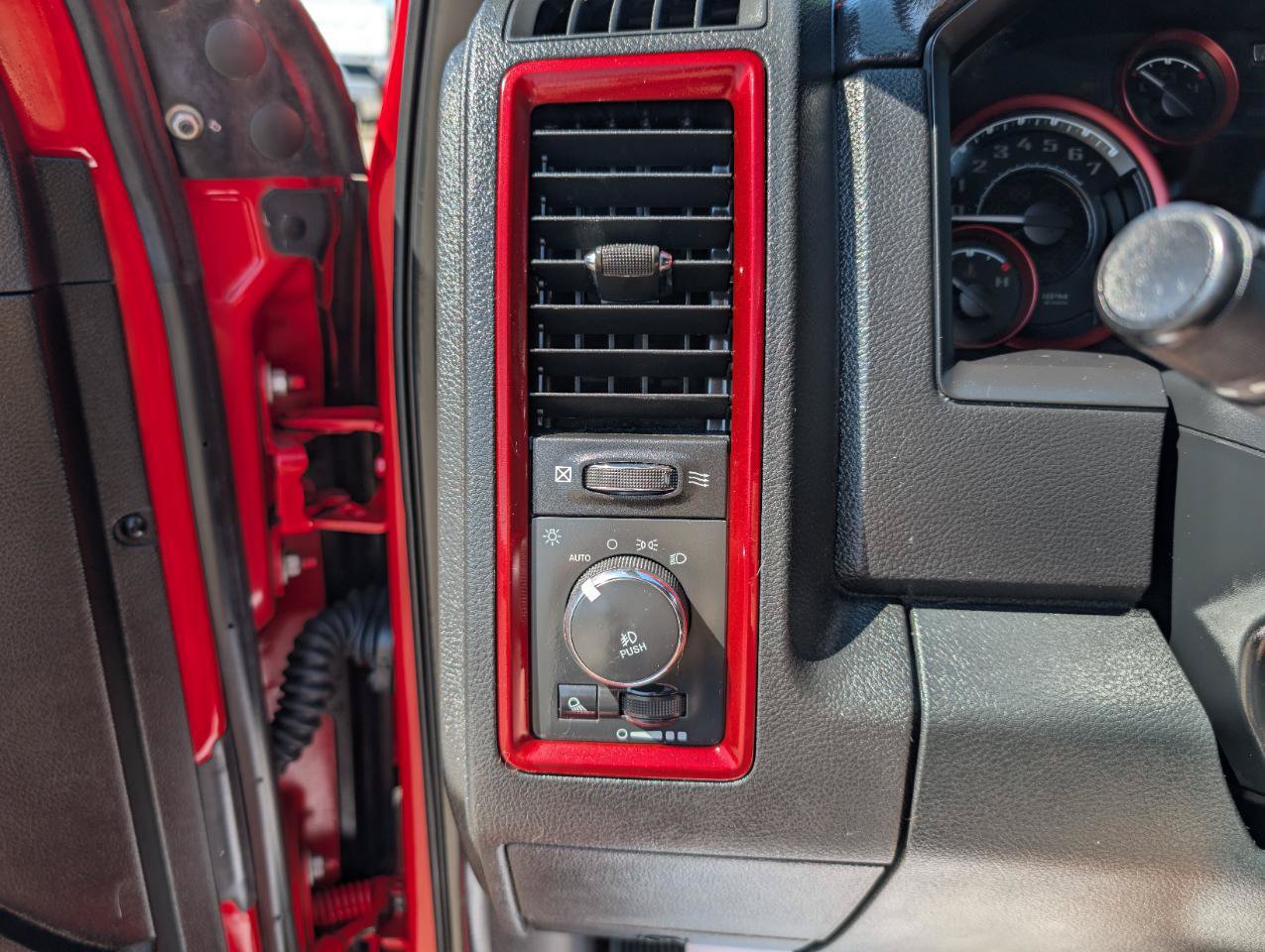 Used 2016 RAM 1500 Rebel w/ Luxury Group AWD/4WD image 16