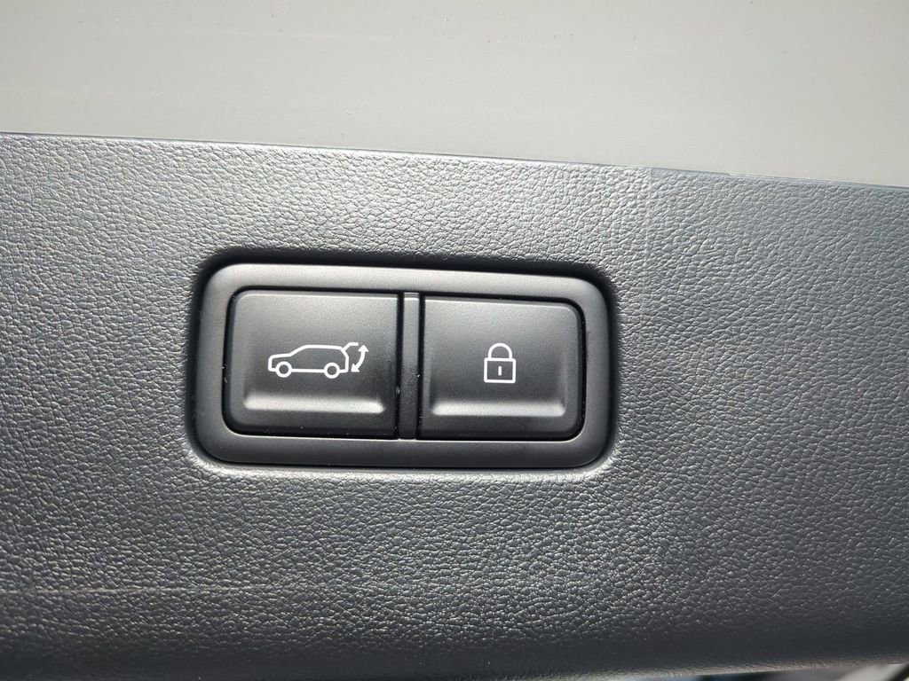 New 2026 Hyundai Ioniq 9 SEL image 15