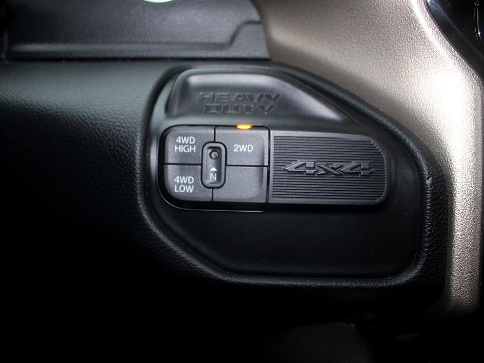 Used 2019 RAM 2500 Laramie image 26