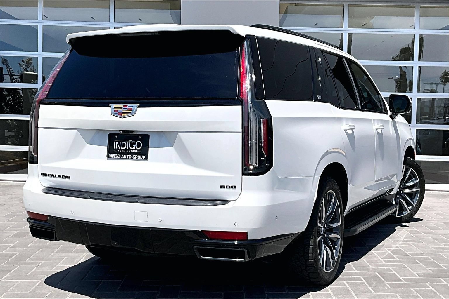 Used 2022 Cadillac Escalade Sport Platinum RWD image 13