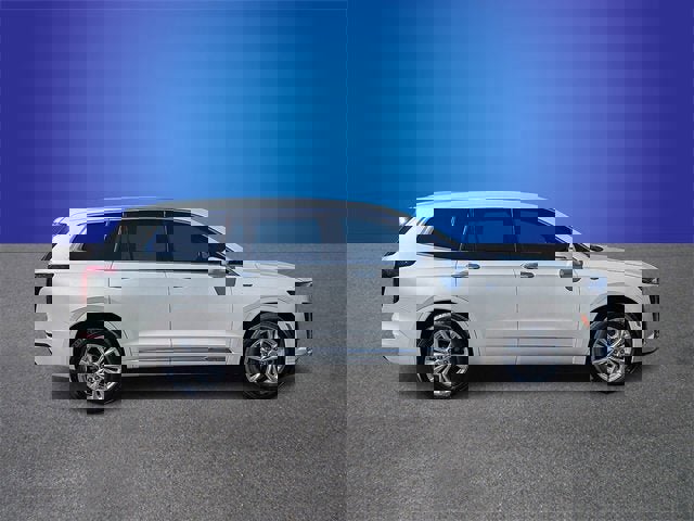 New 2025 Cadillac XT6 Luxury image 6