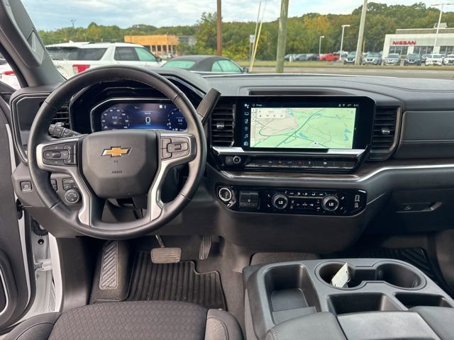 Used 2025 Chevrolet Silverado 1500 LT image 9