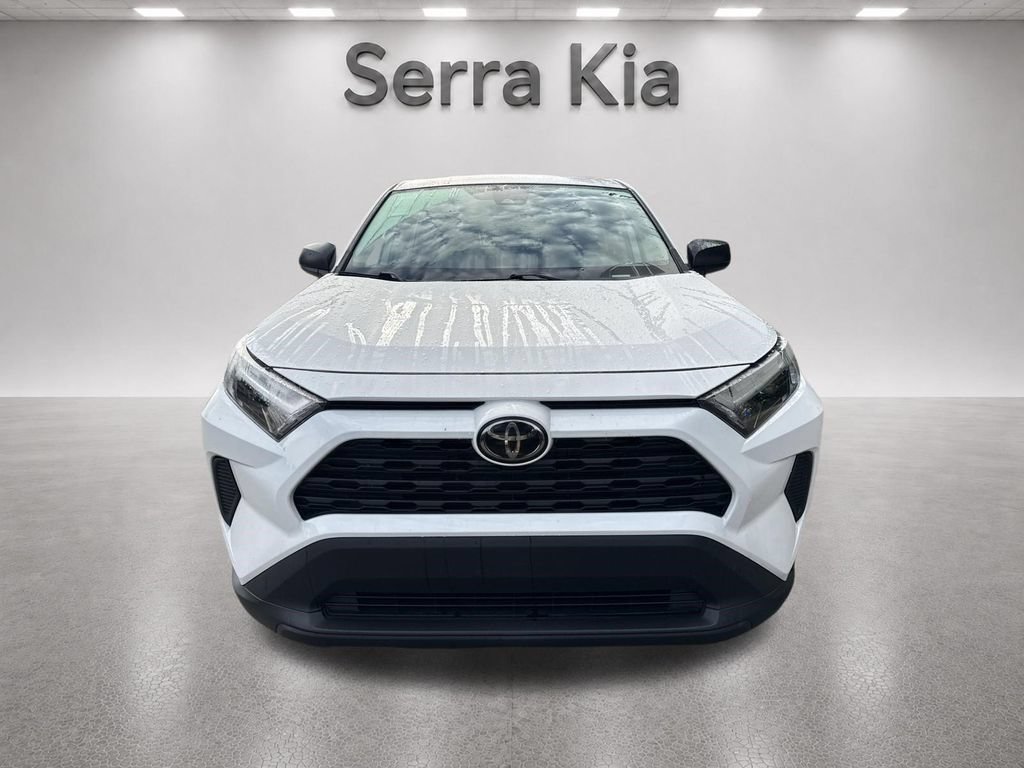 Used 2023 Toyota RAV4 LE FWD image 2