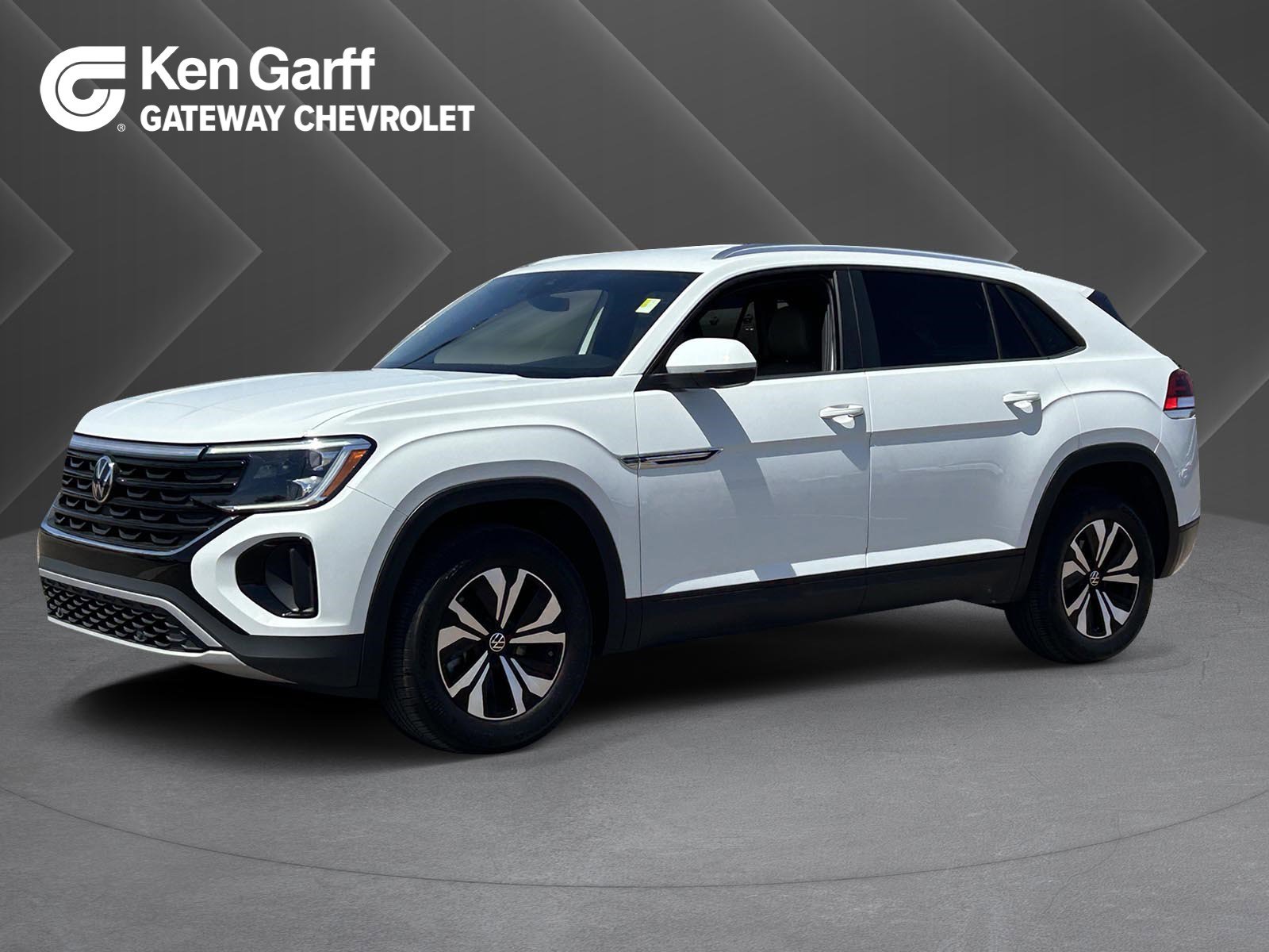 Used 2024 Volkswagen Atlas Cross Sport SE FWD image 1