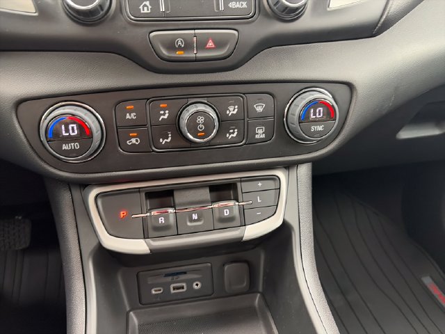 Used 2023 GMC Terrain SLT FWD image 18