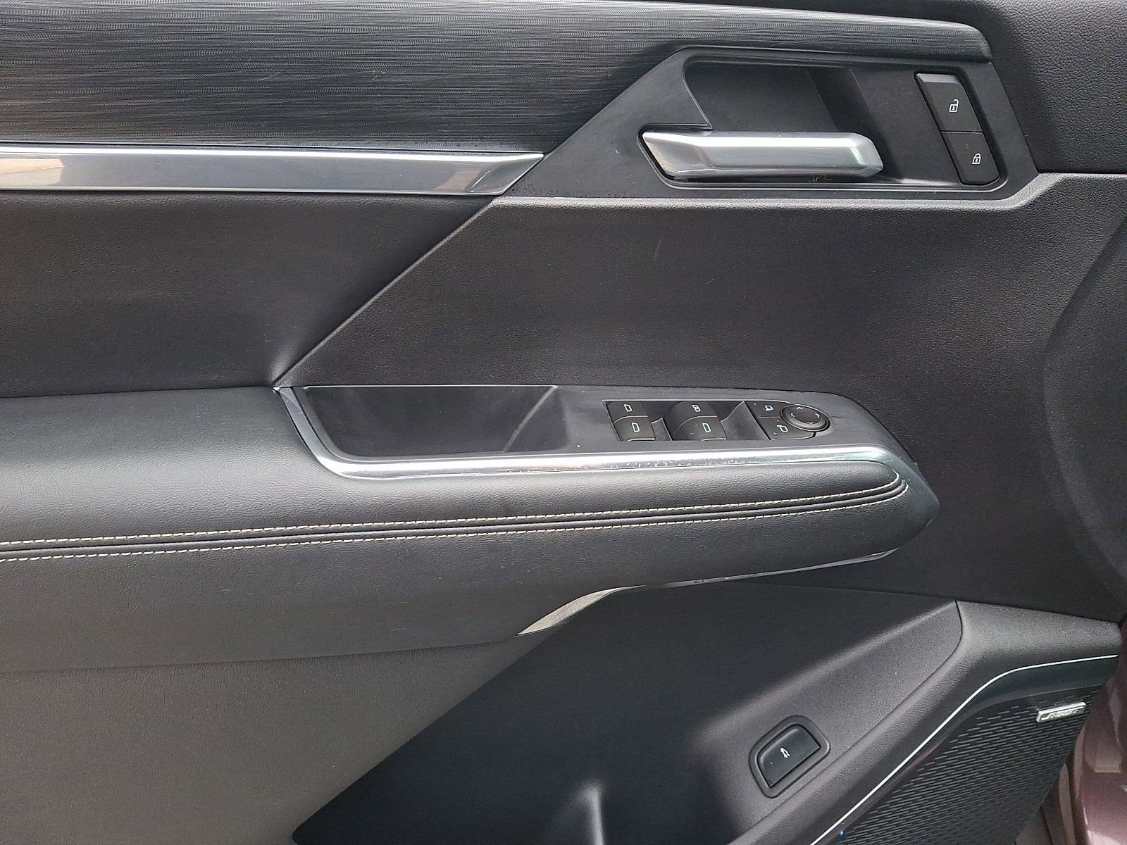 New 2026 GMC Acadia Elevation w/ LPO, Floor Liner Package image 13