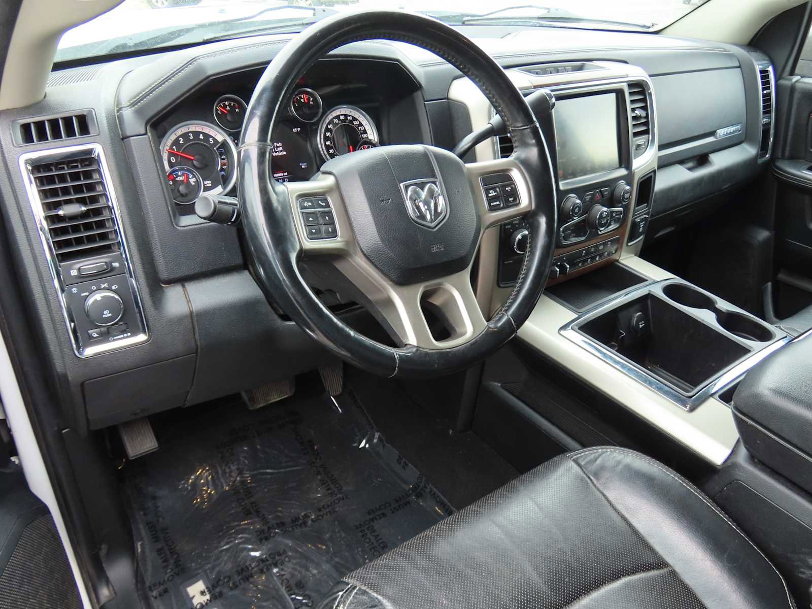 Used 2015 RAM 3500 Laramie w/ Convenience Group image 2