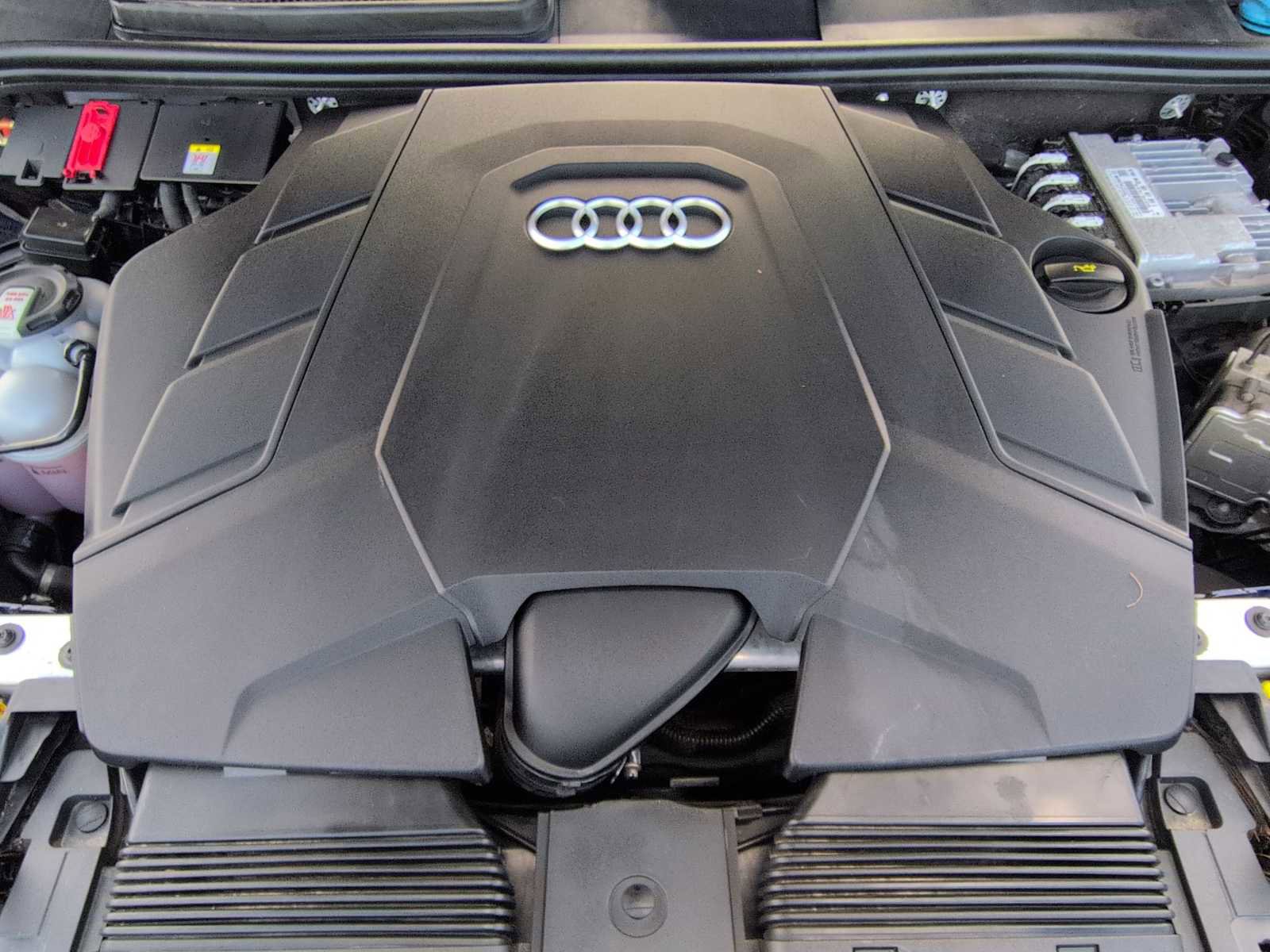 Used 2022 Audi Q7 Premium Plus image 15
