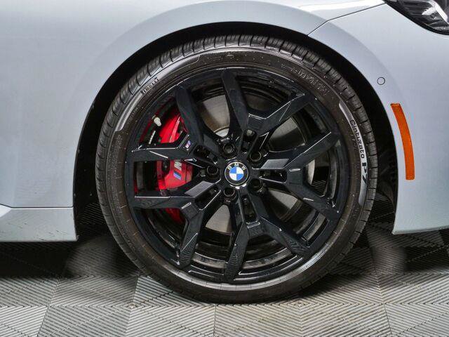 Used 2026 BMW M240i Coupe w/ Premium Package RWD image 33