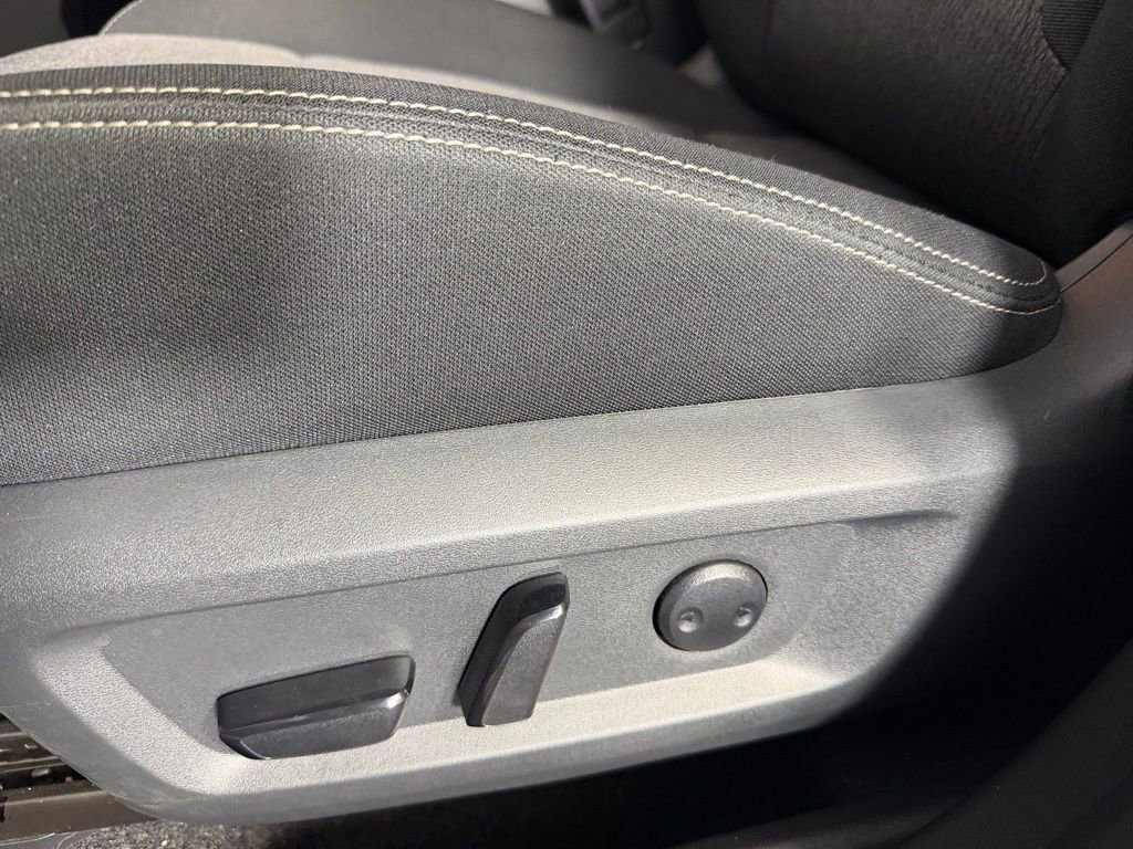Used 2026 Nissan Rogue SV w/ Cold Weather Package image 22