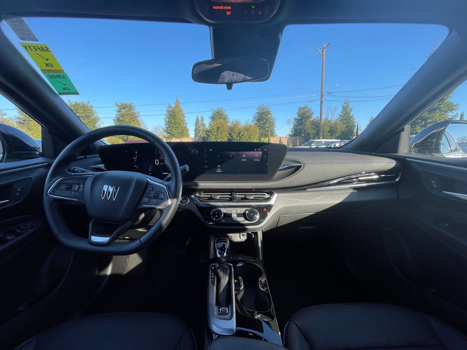 Used 2025 Buick Envista Sport Touring image 28