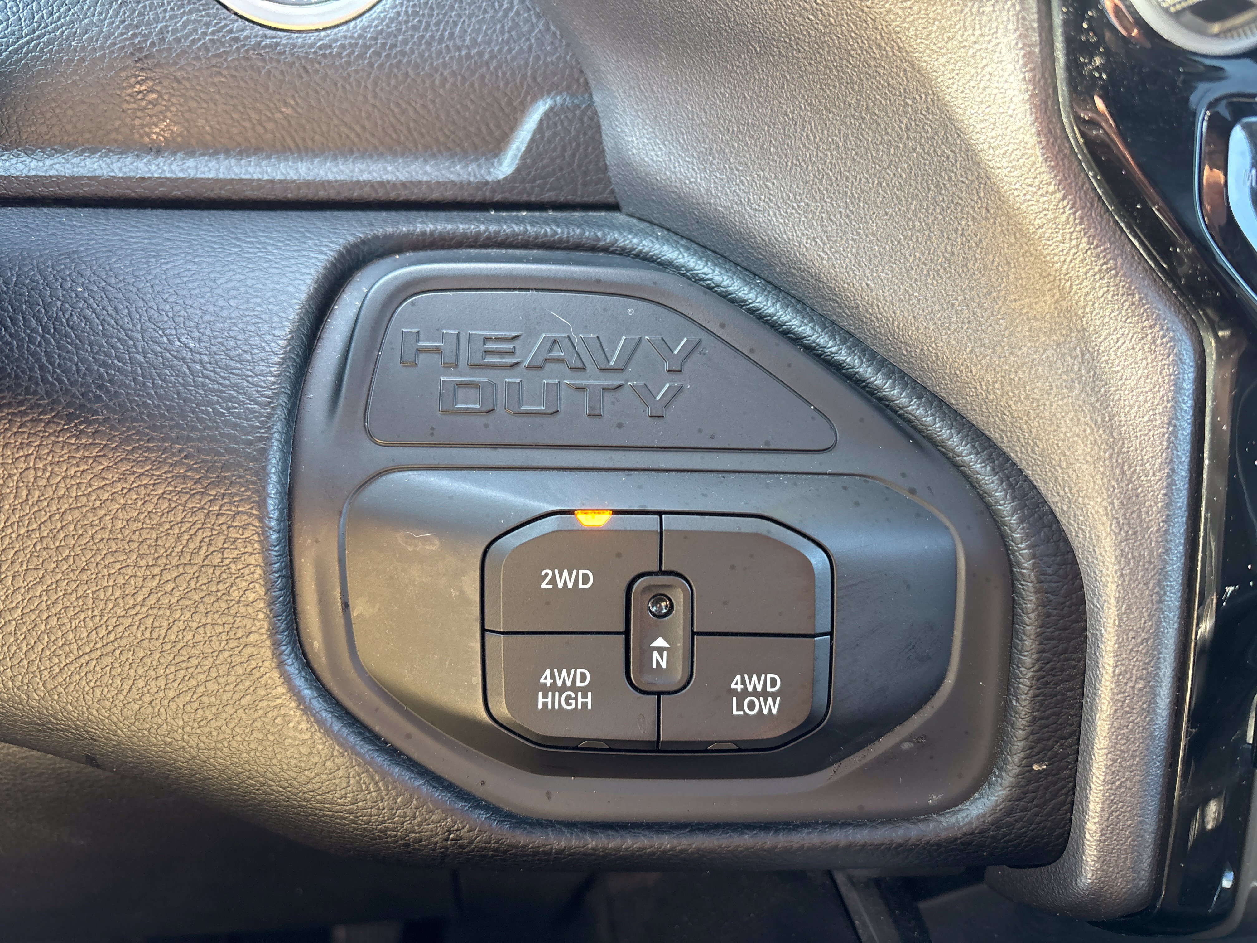 Used 2025 RAM 2500 Laramie w/ Night Edition AWD/4WD image 23