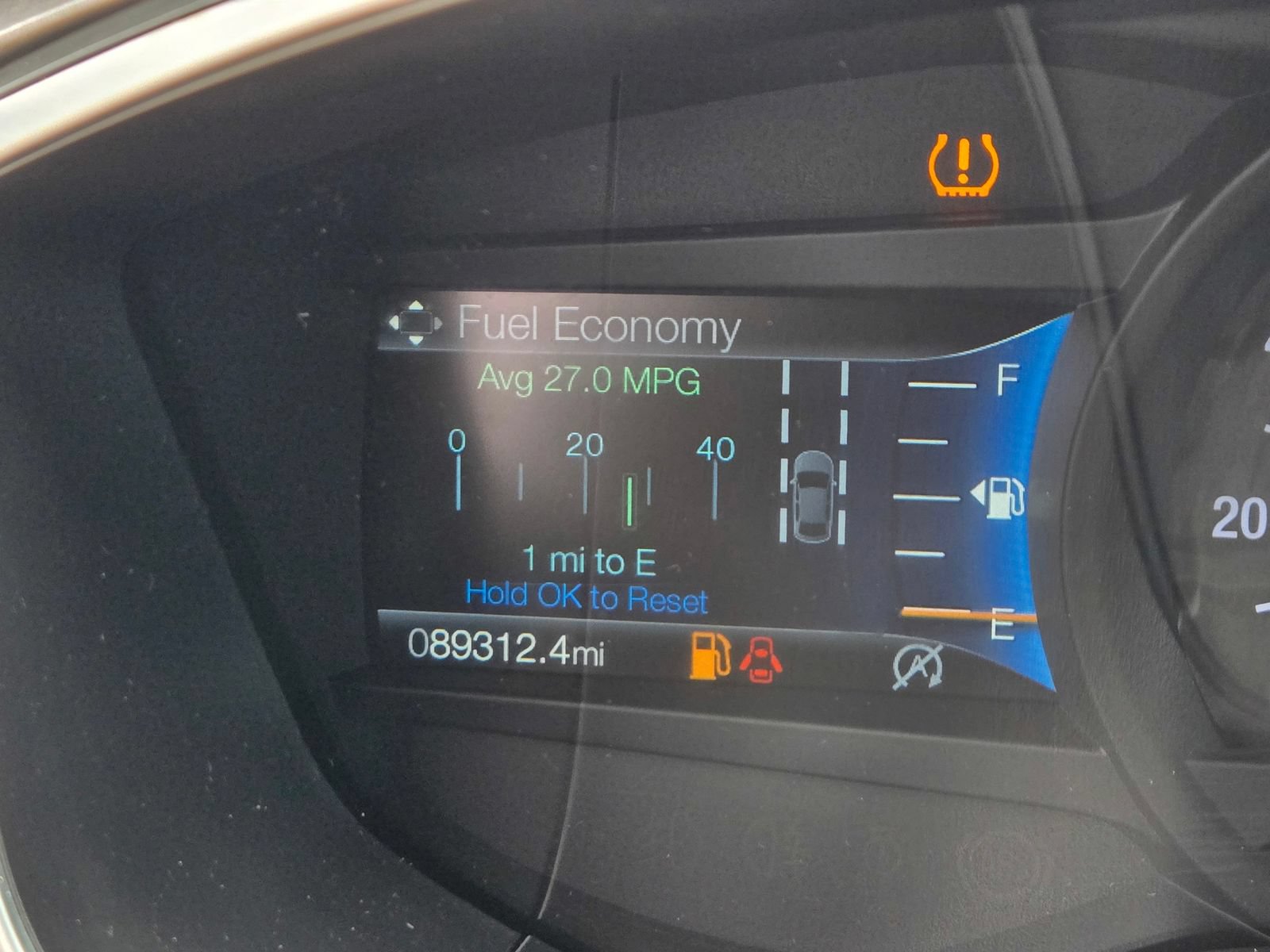 Used 2019 Ford Fusion SE FWD image 13