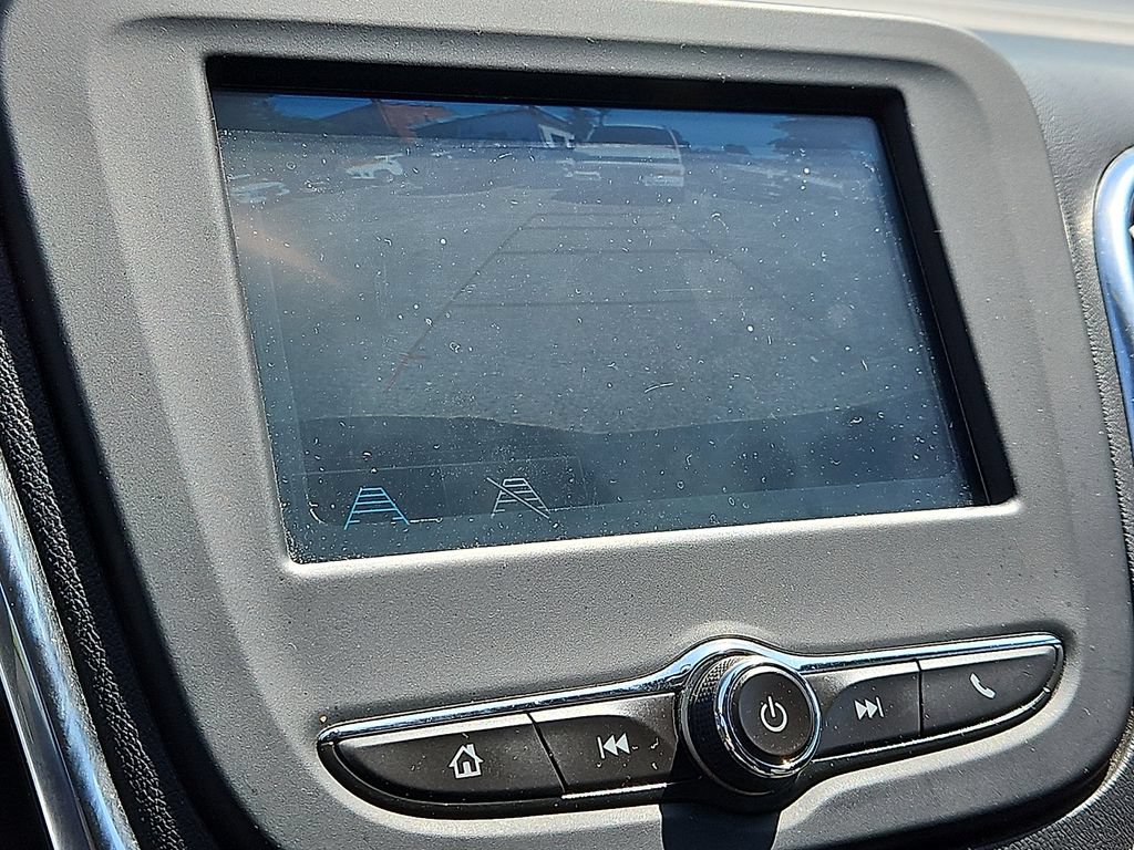 Used 2018 Chevrolet Equinox LT FWD image 18