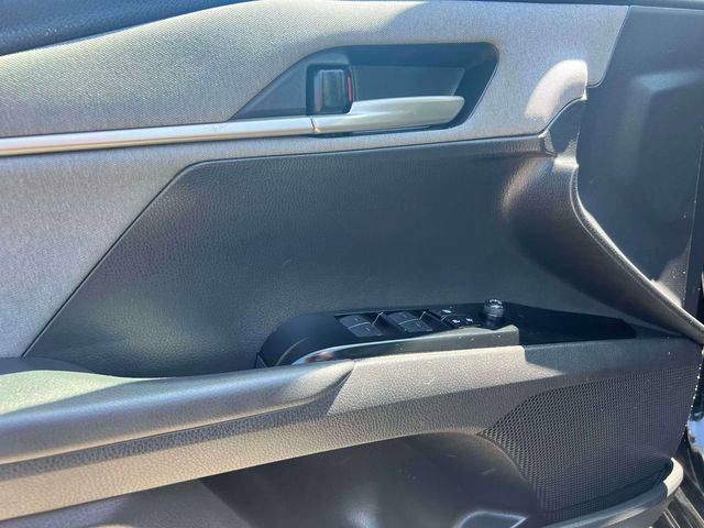 Certified 2025 Toyota Camry LE AWD/4WD image 18