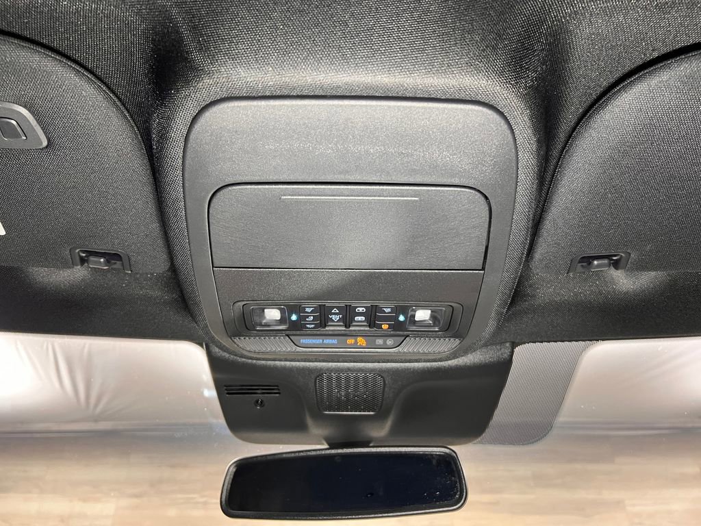 Used 2025 Ford Expedition Max Platinum w/ Stealth Performance Package AWD/4WD image 17