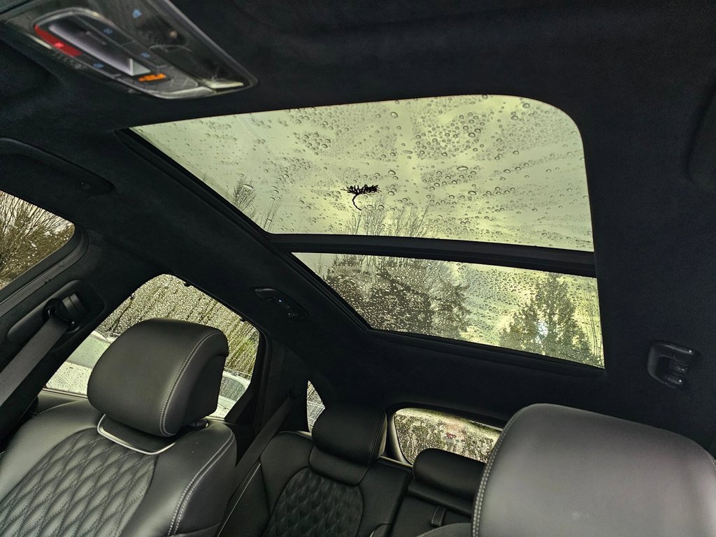 Used 2025 Genesis GV70 3.5T Sport w/ Sport Prestige Package image 10