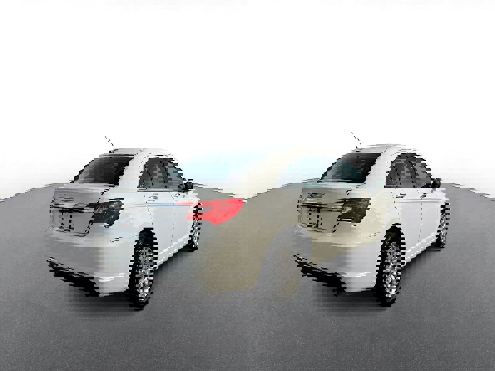 Used 2013 Chrysler 200 Limited image 8